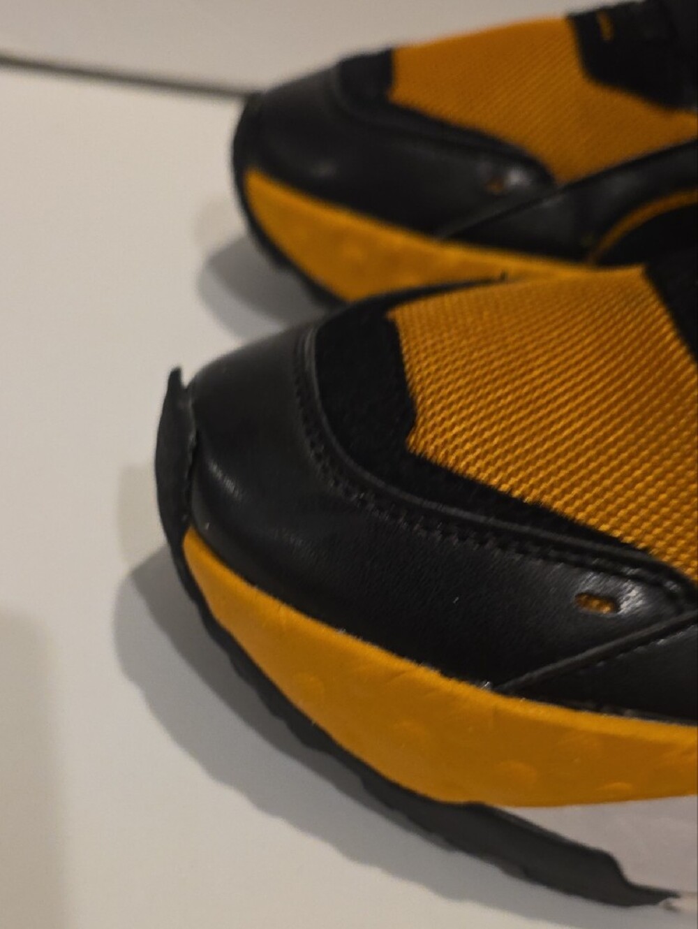 Rare Men's Black & Gold Yellow Racing-Inspired Sneakers BMW RS M SERIES Size 10 - Picture 11 of 16